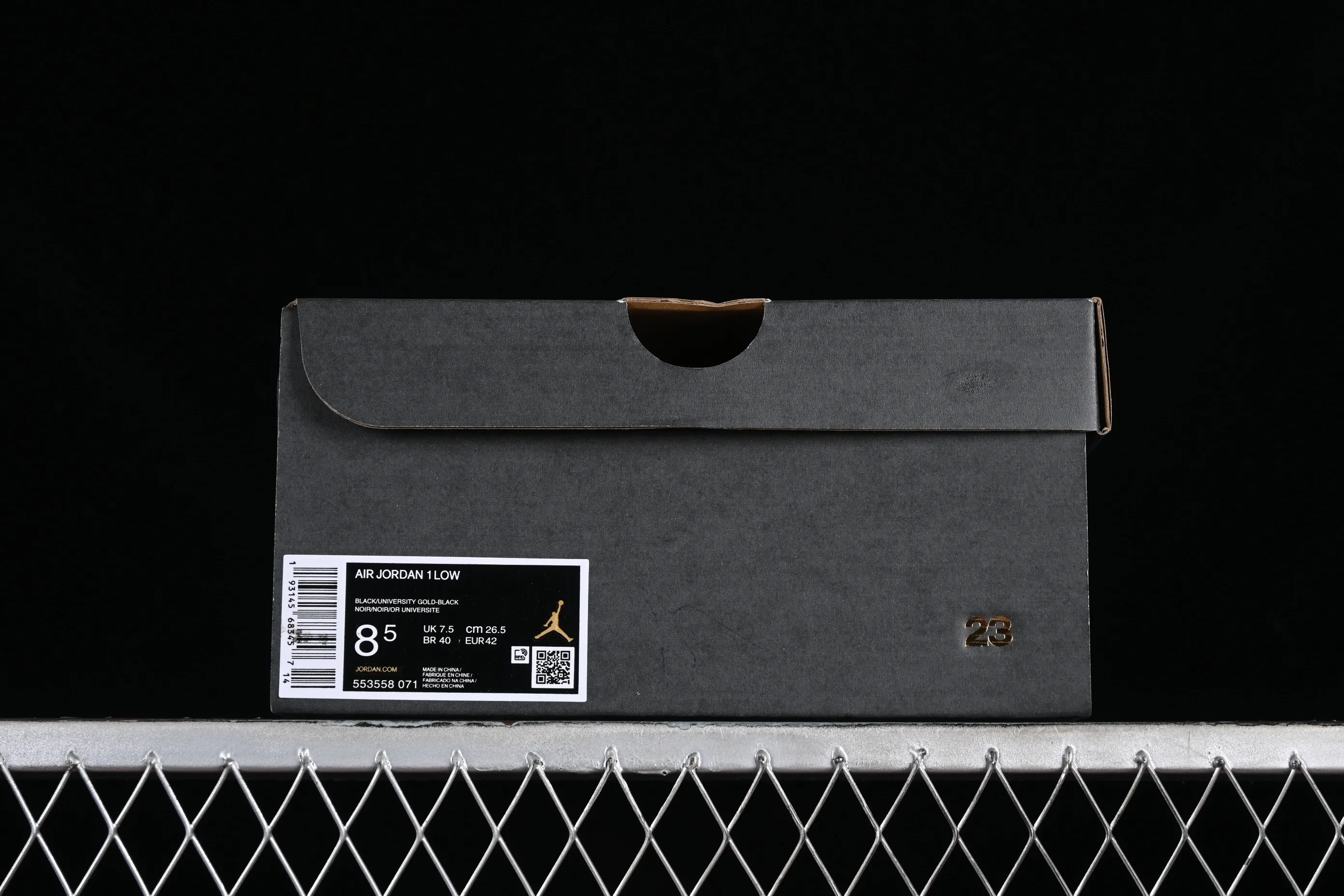 All categories Air Jordan Jordan series basketball shoes Air Jordan 1 Low Z version Air Jordan 1 Low AJ1 Joe 1 black gold hook low-top cultural leisure sports sneakers 553558-071